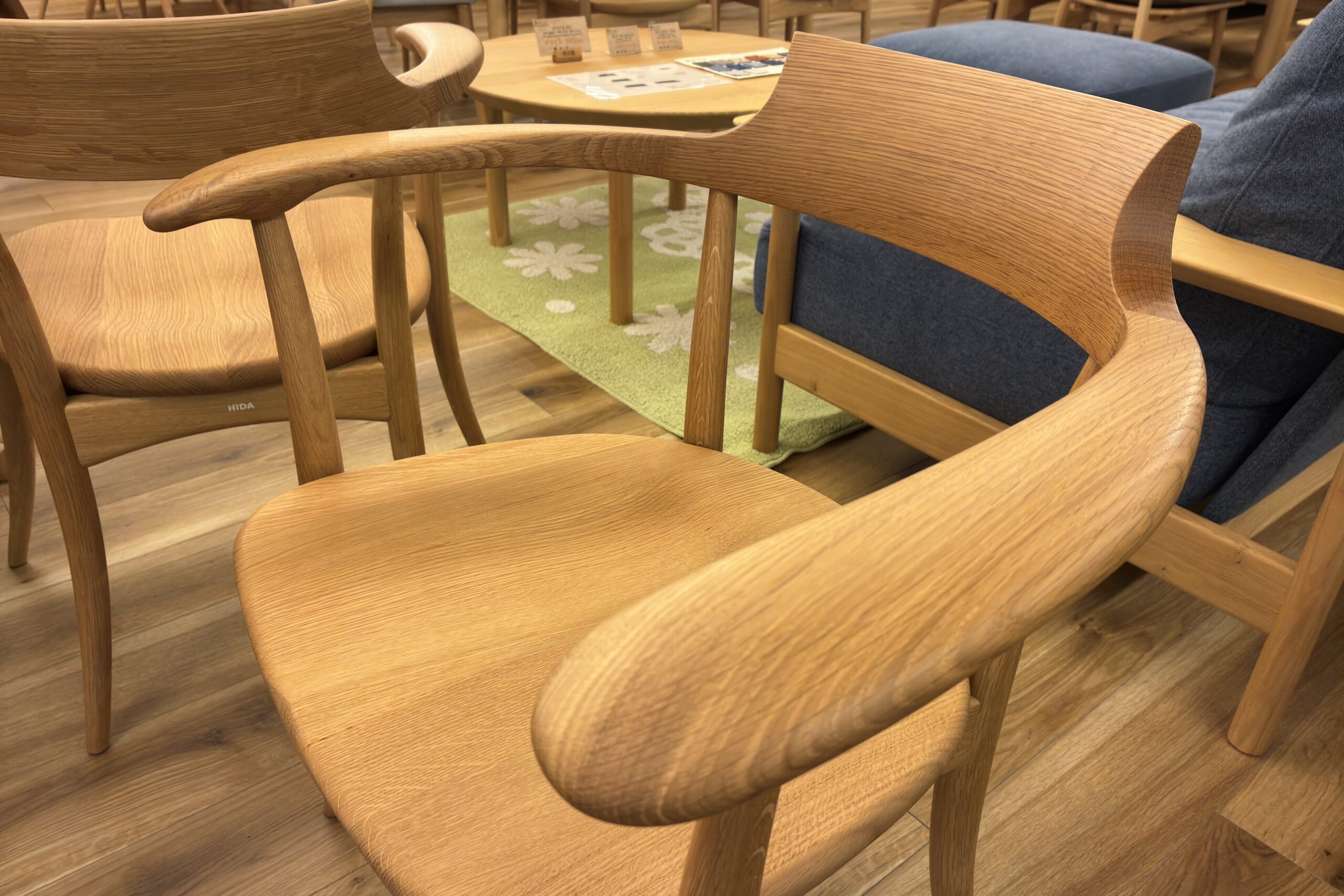 飛騨家具,HIDA,飛騨産業,クレセント,CRESCENT,国産,チェア,天然木,枚方家具団地,木匠舘マイ・ドゥ