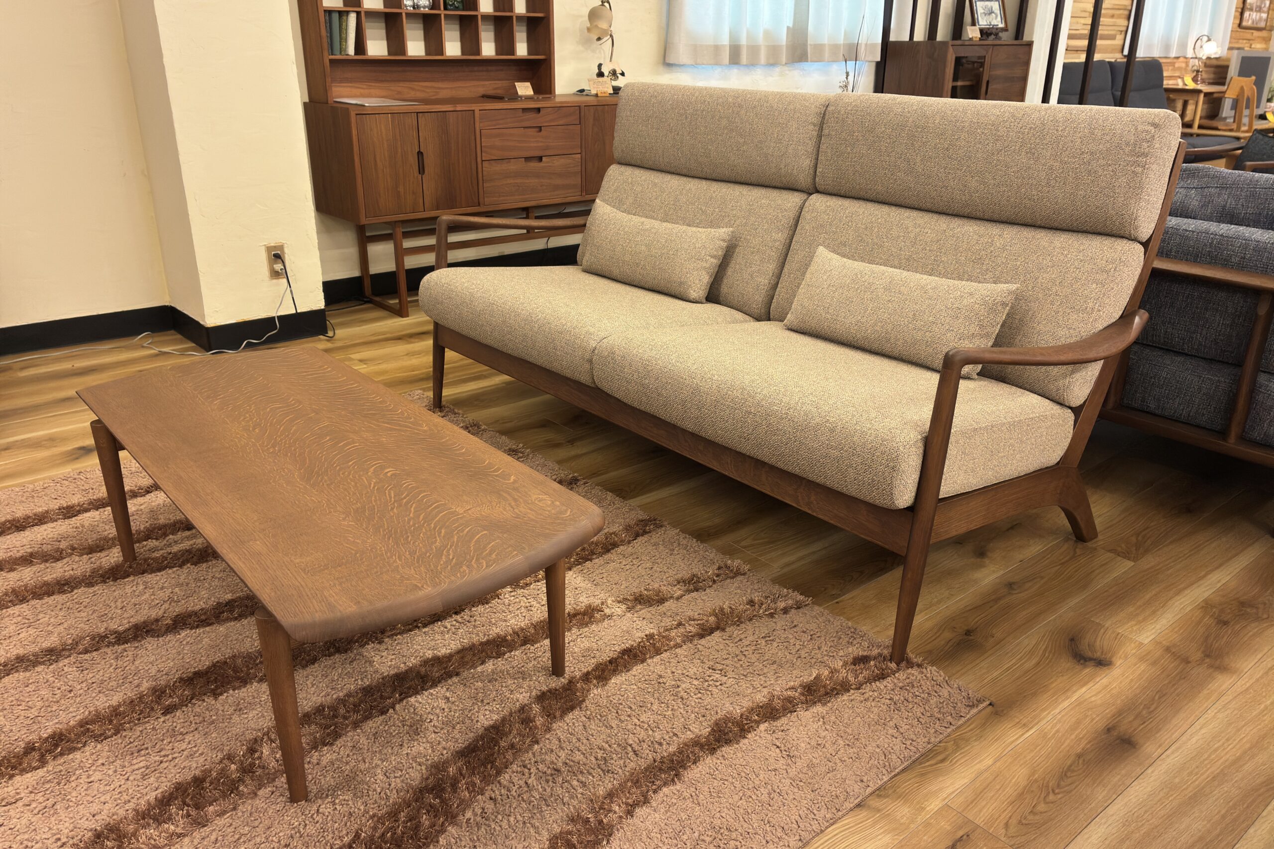 飛騨家具,HIDA,飛騨産業,ビオラ,ヴィオラ,VIOLA,国産,ソファ,天然木,枚方家具団地,木匠舘マイ・ドゥ