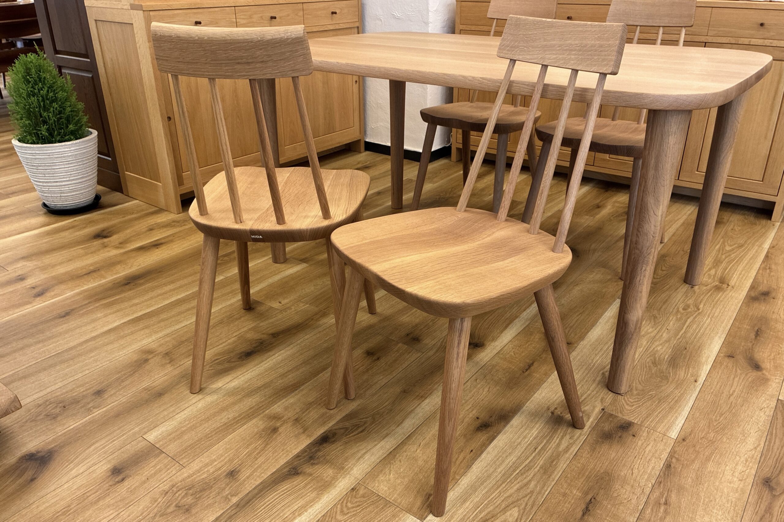 飛騨家具,HIDA,飛騨産業,TUGUMI,ツグミ,ダイニング,チェア,テーブル,国産,天然木,枚方家具団地,木匠舘マイ・ドゥ