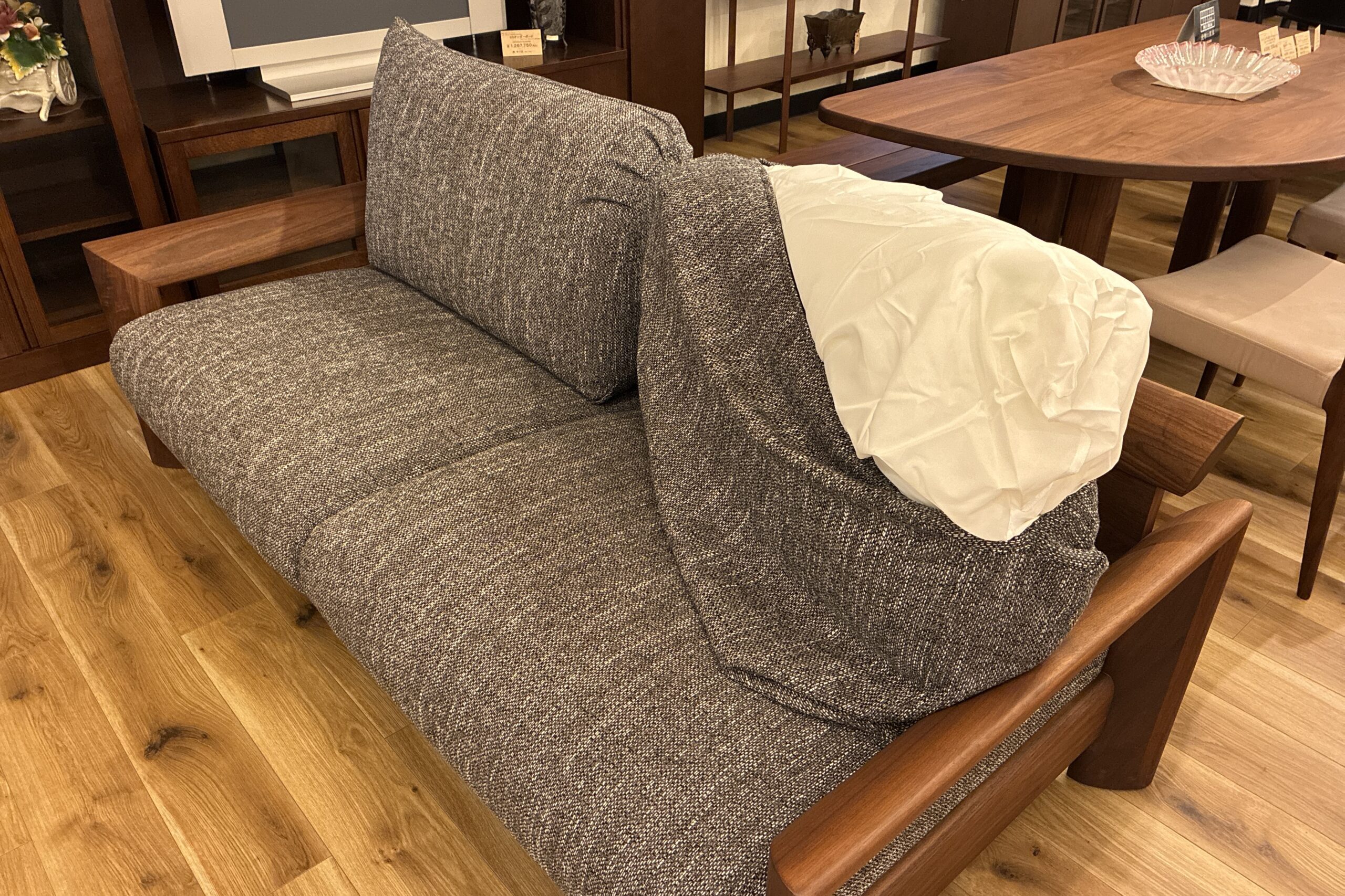 飛騨家具,shirakawa,シラカワ,REMBRANDT,レンブラント,国産,ソファ,天然木,枚方家具団地,木匠舘マイ・ドゥ