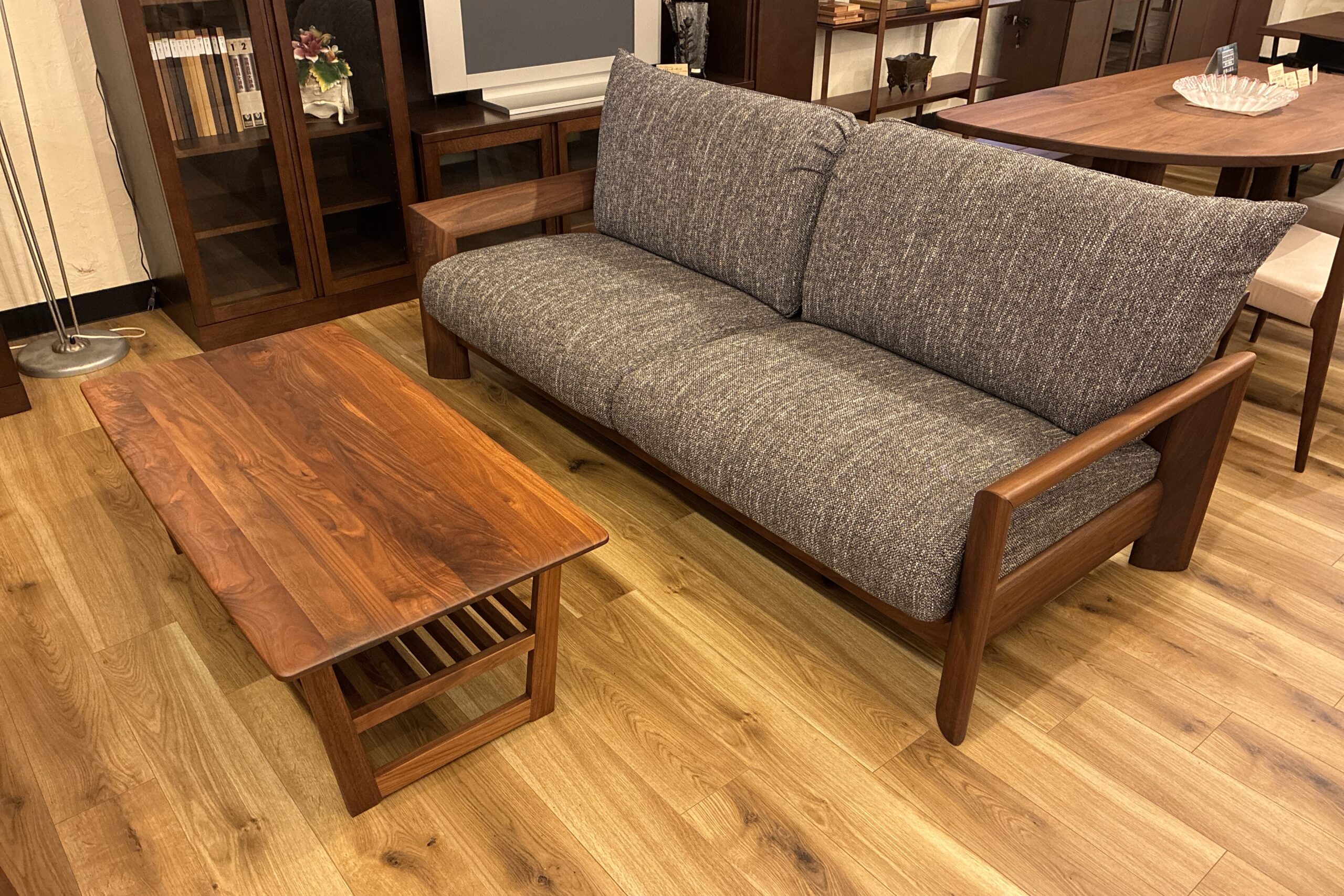 飛騨家具,shirakawa,シラカワ,REMBRANDT,レンブラント,国産,ソファ,天然木,枚方家具団地,木匠舘マイ・ドゥ