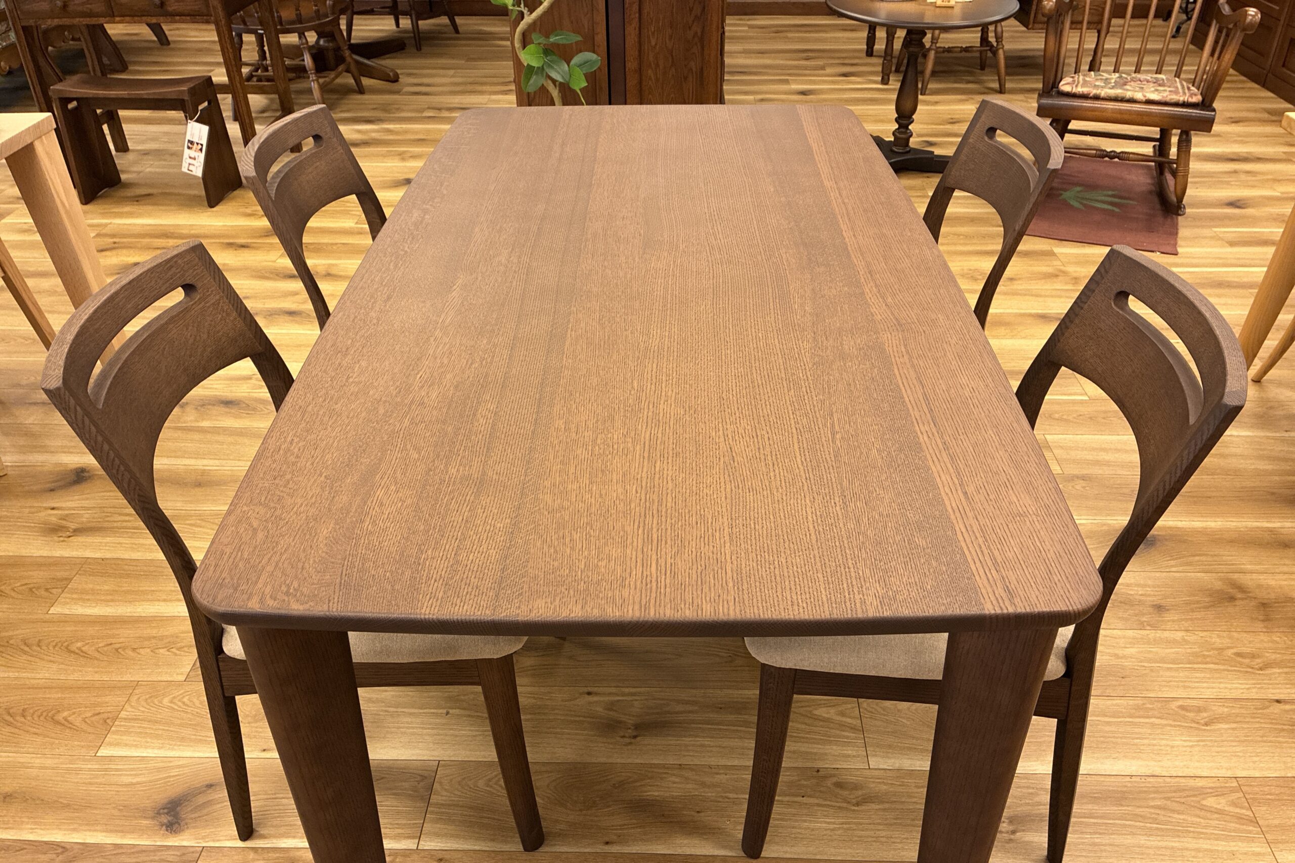 飛騨家具,shirakawa,シラカワ,Hals,ハルス,国産,ソファダイニング,テーブル,チェア,天然木,枚方家具団地,木匠舘マイ・ドゥ