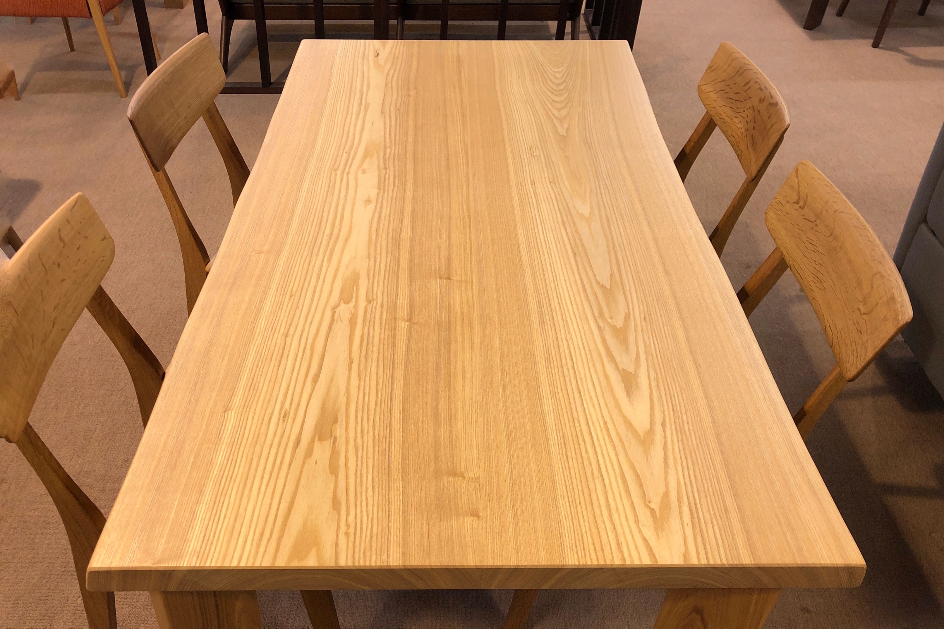 飛騨の家具 一枚板 無垢テーブル 天然木 ダイニングセット タモ 大阪 木匠舘マイドゥ